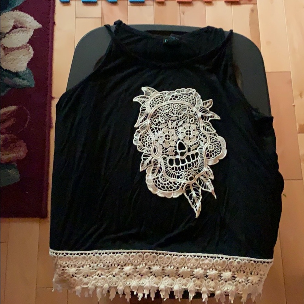 Skull tank top